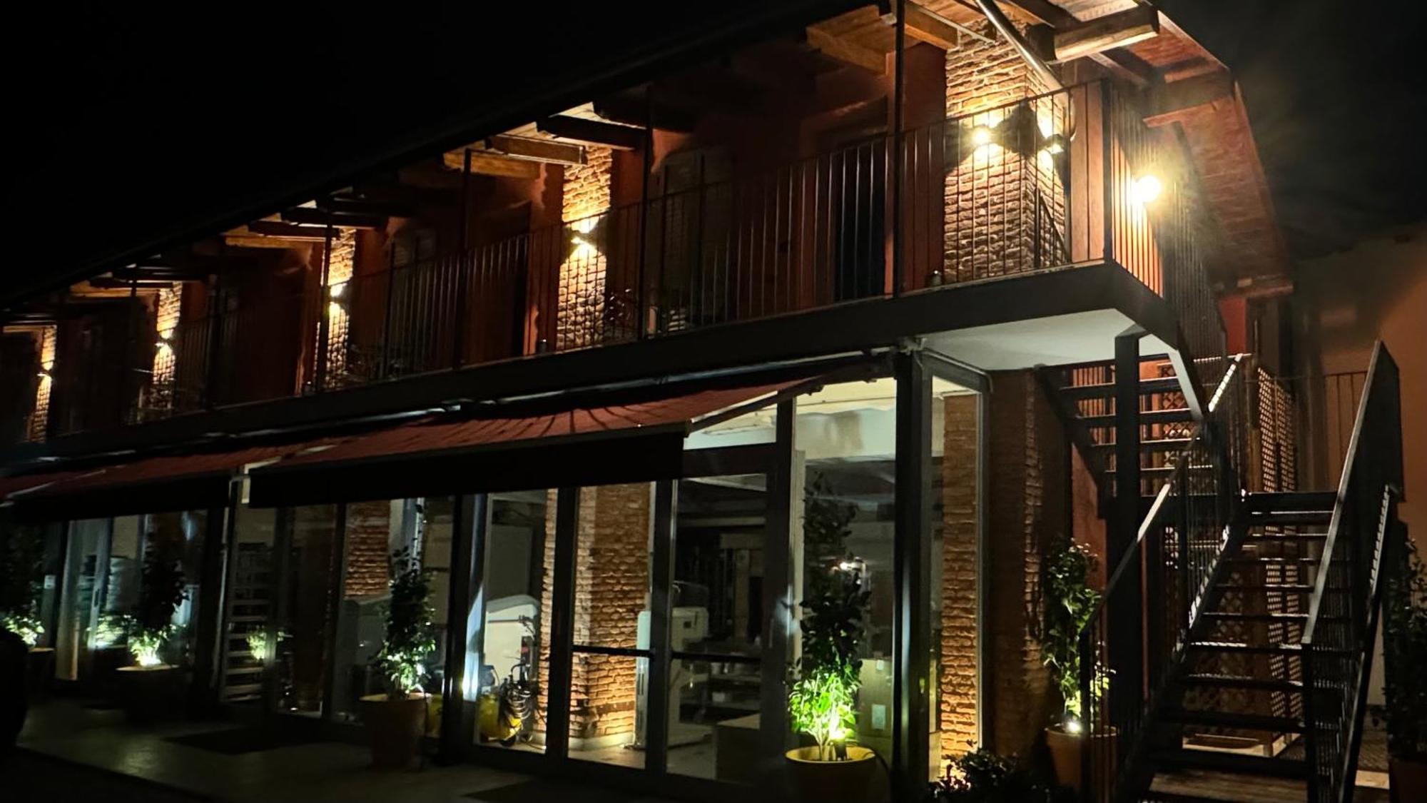 Cascina Vittoria Restaurant Lab & Rooms Rognano Zewnętrze zdjęcie